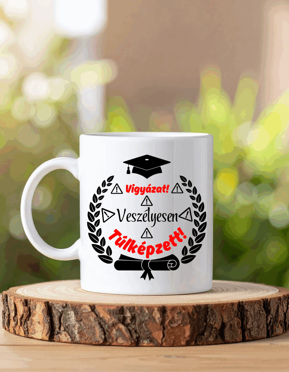 Vigyázat veszélyesen Vigyázat, veszélyesen túlképzett - Image 1