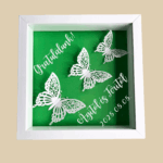 Sötétzöld-fehér pillangó 3D kép