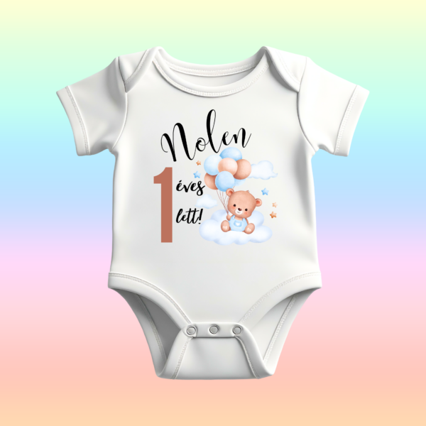 1 éves kék macis body névvel